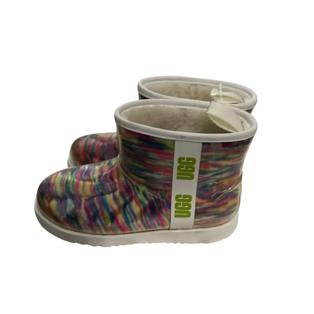 UGG Women's Multicolor Lined Boots